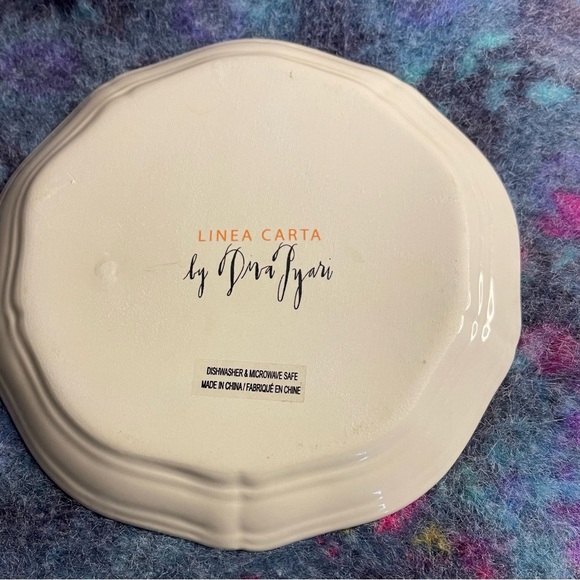 🐝rare🐝Anthropologie Linea Carta Monogram Canapé Plate Q Queen Bee - Picture 3 of 4